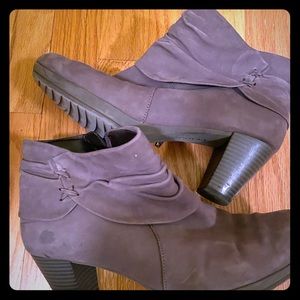 Gabor heeled booties